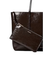 Calvin Klein Glossy Foil Logo Tote Bag - תמונה 3 מתוך 4
