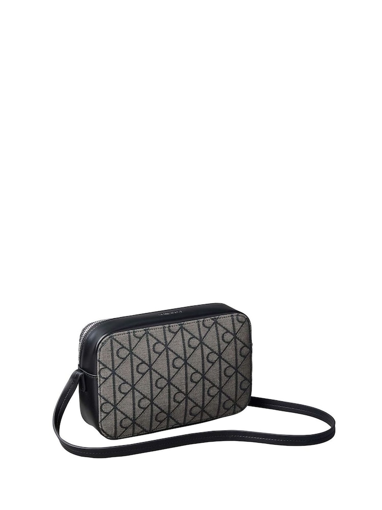 Calvin Klein Logo Jacquard Crossbody Camera Bag - Slika 1 iz 3