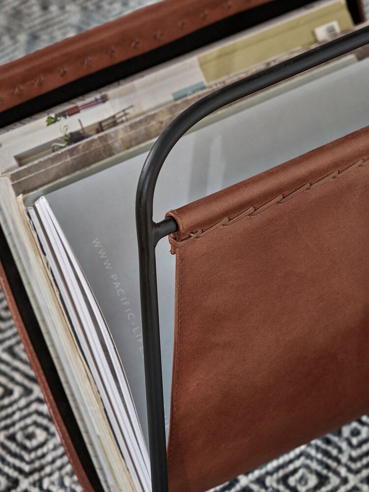 Pacific Brown Eliseo Vintage Leather Magazine Rack - Image 2 of 6