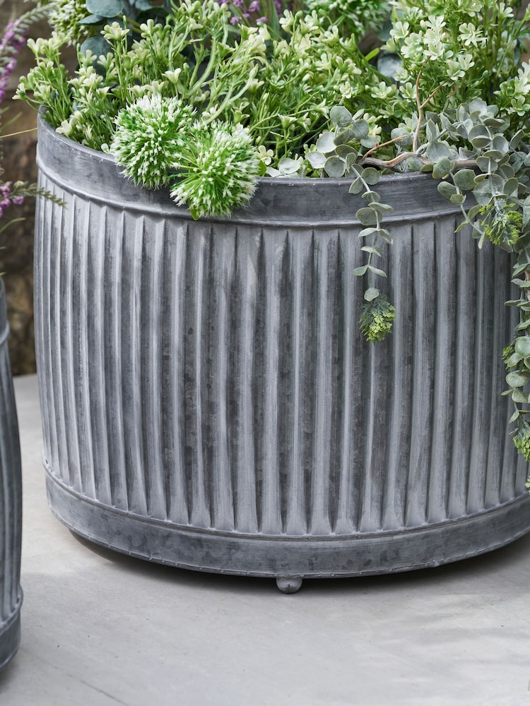 Pacific Grey S/3 Galvanised Zinc Round Planters - Image 2 of 6