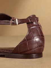 חום - Russell & Bromley סנדלי אצבע, דגם Lagan - תמונה 13 מתוך 14