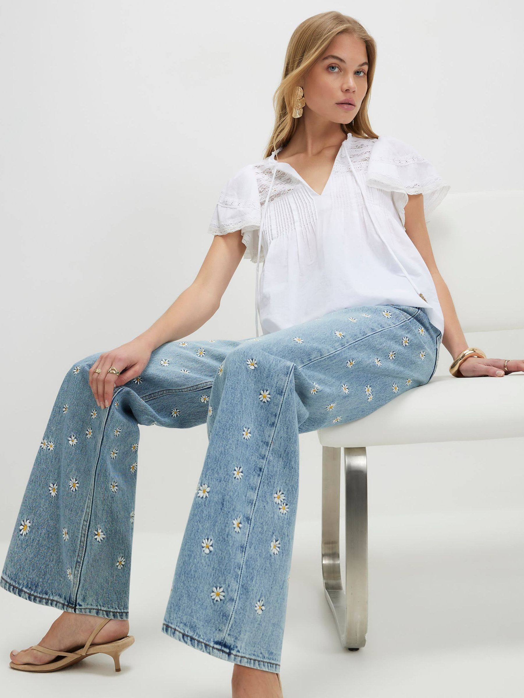 Buy River Island Blue High Rise Relaxed Straight Daisy Floral