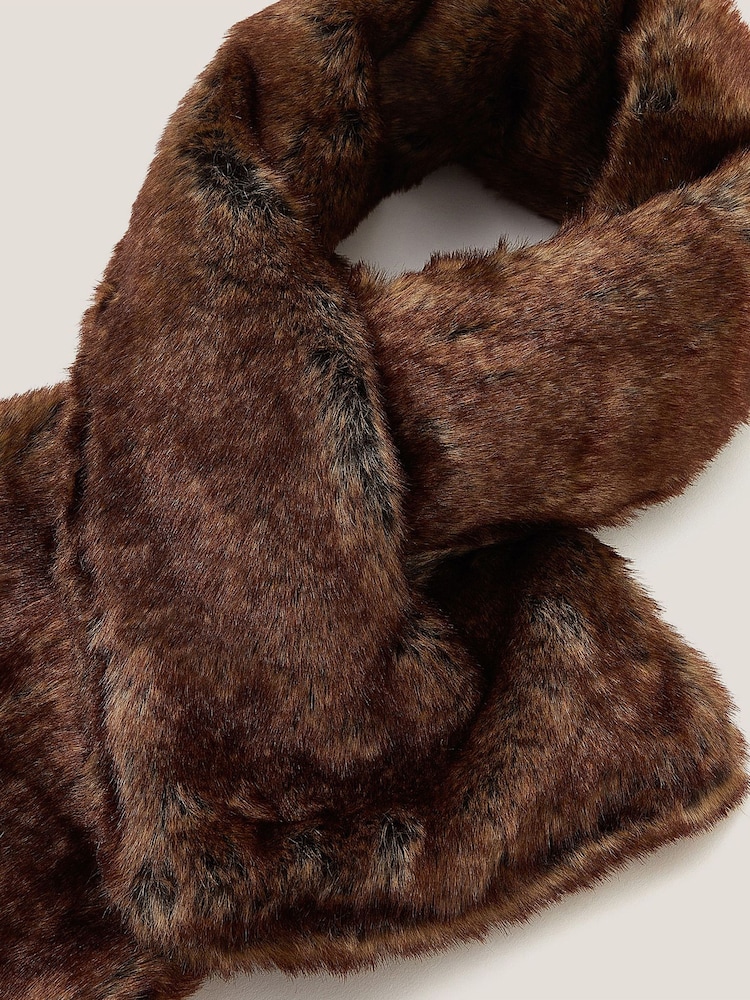 Monsoon Cream Agnes Faux Fur Scarf - Image 2 of 3 Monsoon Cream Agnes Faux Fur Scarf - Image 2 of 3