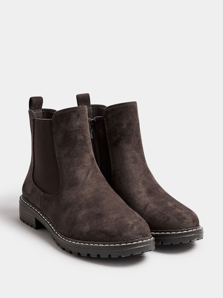 Yours Curve Brown Extra-Wide Fit Casual Chelsea Boots - Image 2 of 5