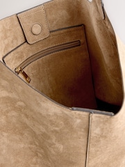 Camel - Bolso de hombro holgado de antelina - Imagen 9 de 10