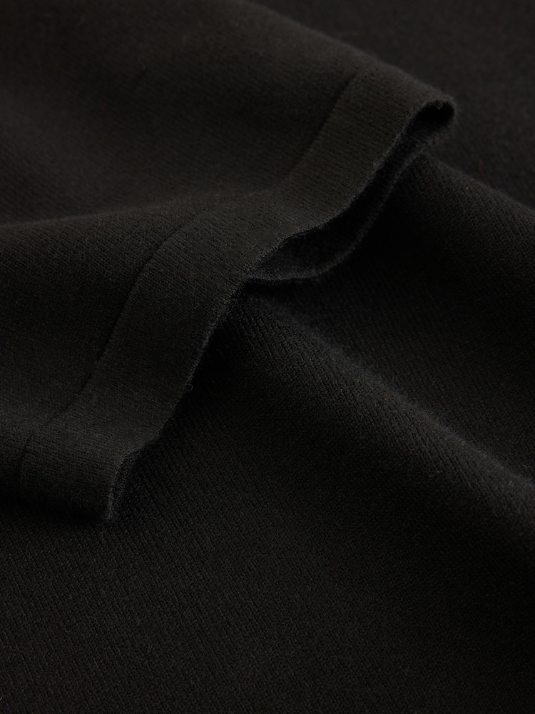 Black Relaxed Fit N. Premium Ultrasoft Smart Knitted T-Shirt - Image 7 of 7 Black Relaxed Fit N. Premium Ultrasoft Smart Knitted T-Shirt - Image 7 of 7
