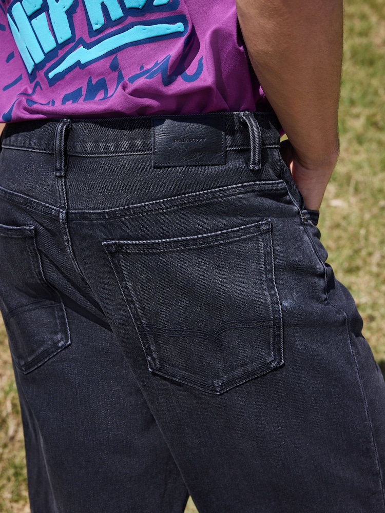 Black Denim Jort Shorts - Image 5 of 5 Black Denim Jort Shorts - Image 5 of 5