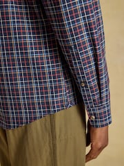 Azul marino y rojo - Camisa Oxford de algodón de corte clásico a cuadros de Joules - Imagen 7 de 10