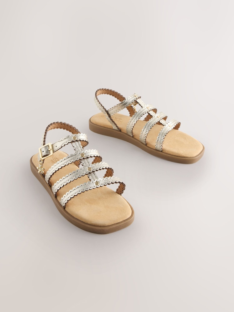 شمواه لون بني داكن - صندل منسوج - Image 1 of 5 شمواه لون بني داكن - صندل منسوج - Image 1 of 5