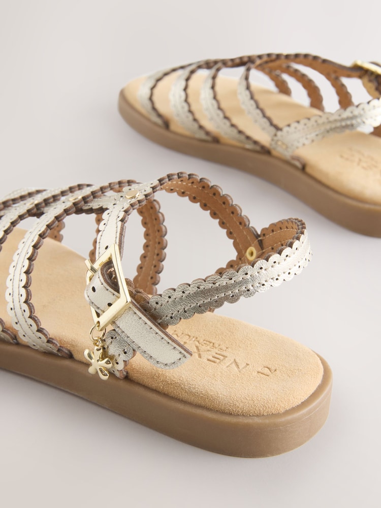 شمواه لون بني داكن - صندل منسوج - Image 5 of 5 شمواه لون بني داكن - صندل منسوج - Image 5 of 5