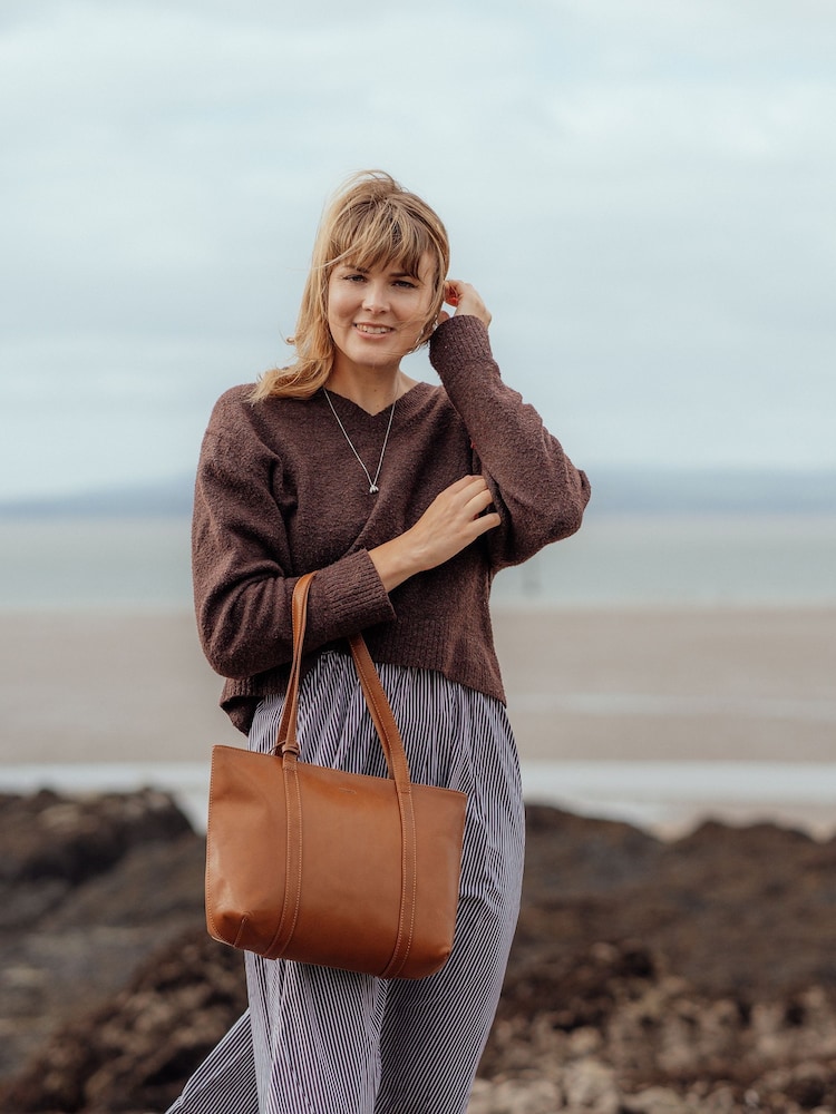 Conkca 'Ausha' Leather Tote Brown Bag - Image 1 of 4 Conkca 'Ausha' Leather Tote Brown Bag - Image 1 of 4