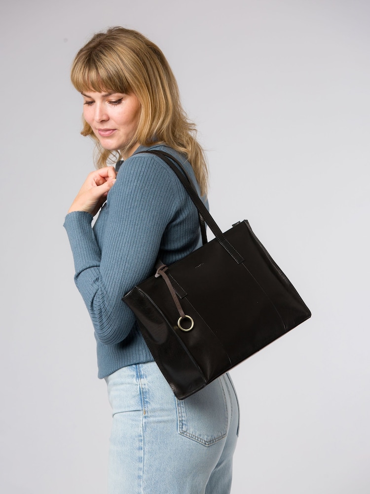 Conkca 'Bella' Leather Tote Black Bag - Image 3 of 3 Conkca 'Bella' Leather Tote Black Bag - Image 3 of 3