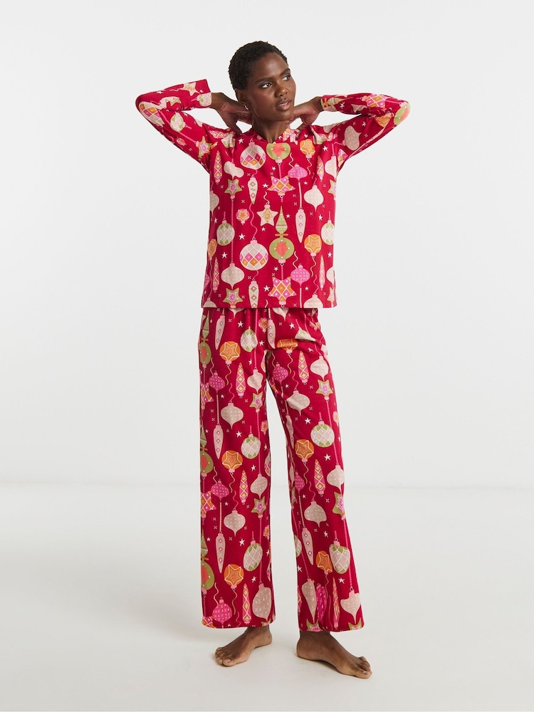 JD Williams Red Long Sleeve Pyjamas Set 2 Pack - Image 2 of 4 JD Williams Red Long Sleeve Pyjamas Set 2 Pack - Image 2 of 4