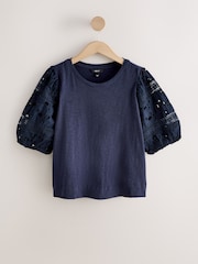 כחול כהה - Broderie Sleeve Crew Neck T-Shirt - תמונה 4 מתוך 6