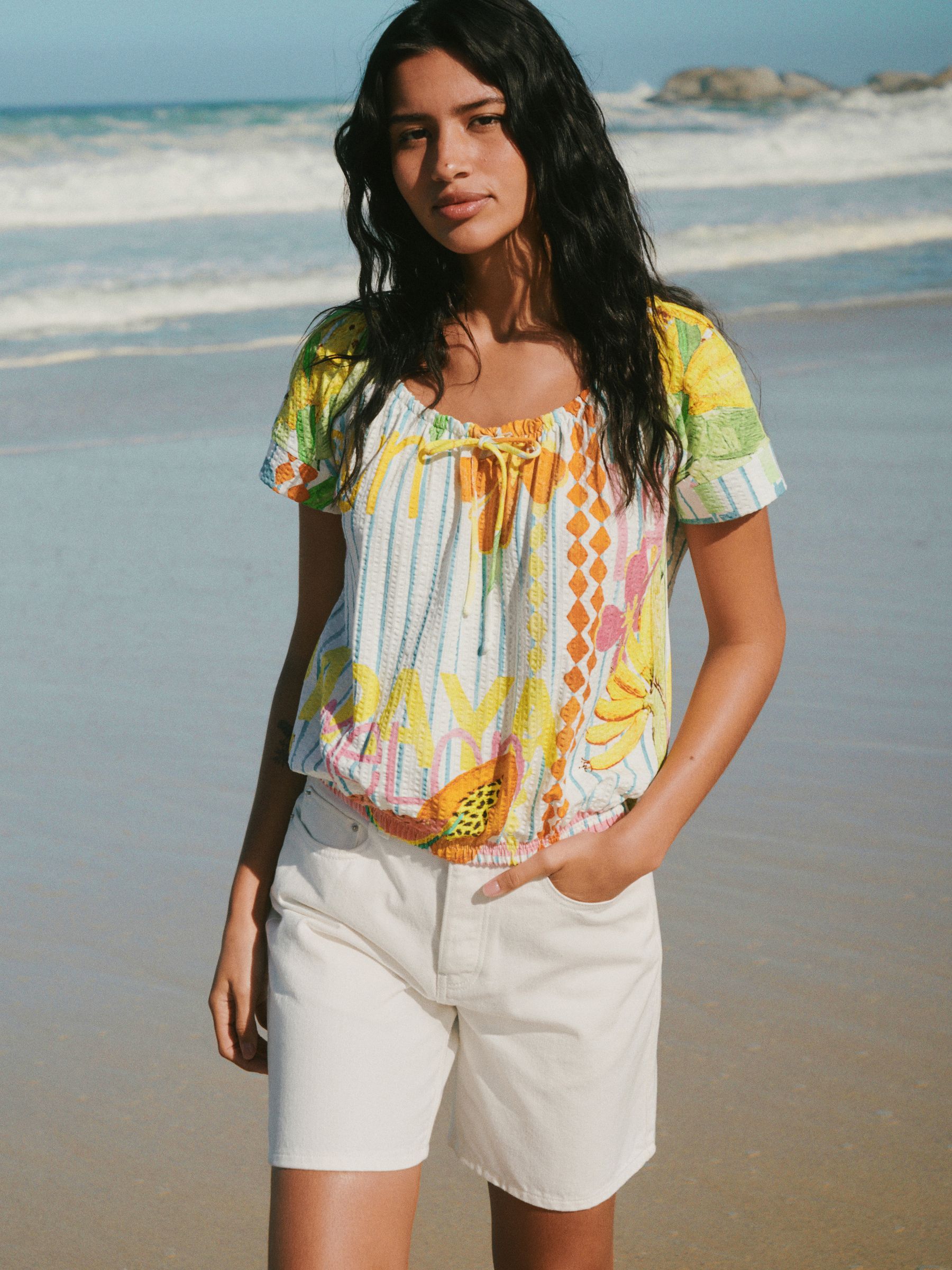 Buy White/Yellow Tropical Print Short Sleeve Bubblehem Scoop Neck