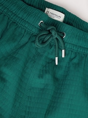 Tennis Green Waffle Texture 5 Inch Swim Shorts - Image 2 of 3
