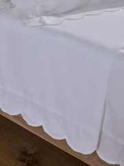 Collection Luxe 200 Thread Count Flat Scallop Bed Sheet - Billede 2 af 2