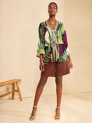 Love & Roses Green Sequin Trim Printed Kimono - Image 3 of 4
