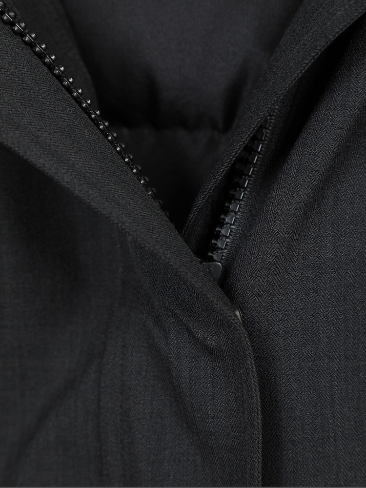 Mountain Warehouse Black Aurora Extreme Womens Down Waterproof Jacket - Image 5 of 5 Mountain Warehouse Black Aurora Extreme Womens Down Waterproof Jacket - Image 5 of 5