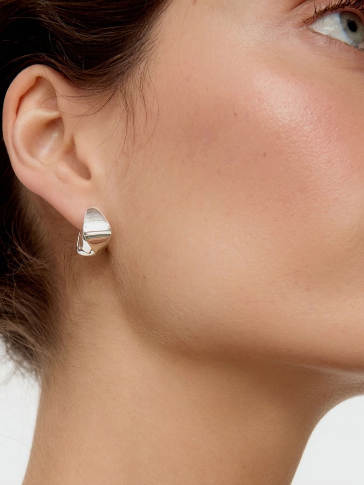 Oliver Bonas Silver Tia Silver Plated Triangular Hoop Earrings - Image 5 of 5 Oliver Bonas Silver Tia Silver Plated Triangular Hoop Earrings - Image 5 of 5