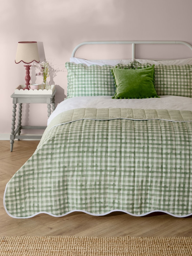 Furn Scalloped Filled Bedspread - 6的图像1｝
