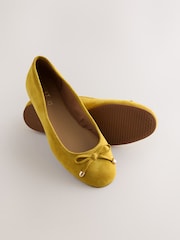 黃色 - Forever Comfort® Round Toe Suede Ballet Flats - 圖片 7/7