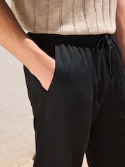 أسود - Essential Elasticated Waist Trousers With Linen - صورة 4 من 7