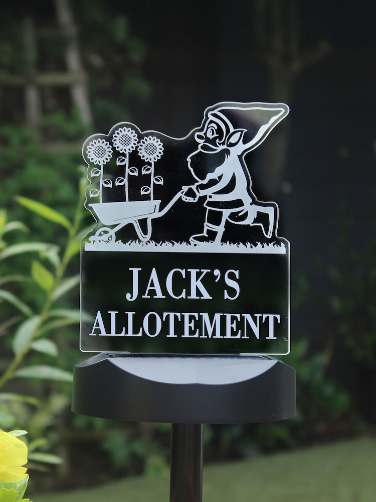 Personalised Gnome Garden Outdoor Solar Light by PMC - Slika 4 iz 4