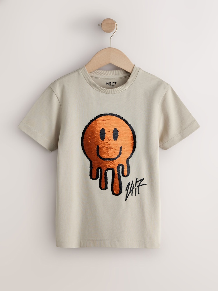 Cement Smile Sequin - Camiseta de corte estándar y manga corta con estampado gráfico (3-16 años) - Imagen 1 de 5 Cement Smile Sequin - Camiseta de corte estándar y manga corta con estampado gráfico (3-16 años) - Imagen 1 de 5