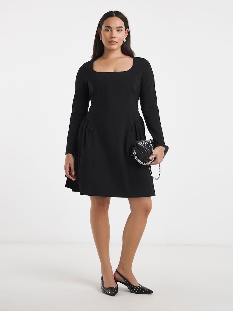 Simply Be Bengaline Waist Detail Skater Dress - صورة 1 من 4 Simply Be Bengaline Waist Detail Skater Dress - صورة 1 من 4