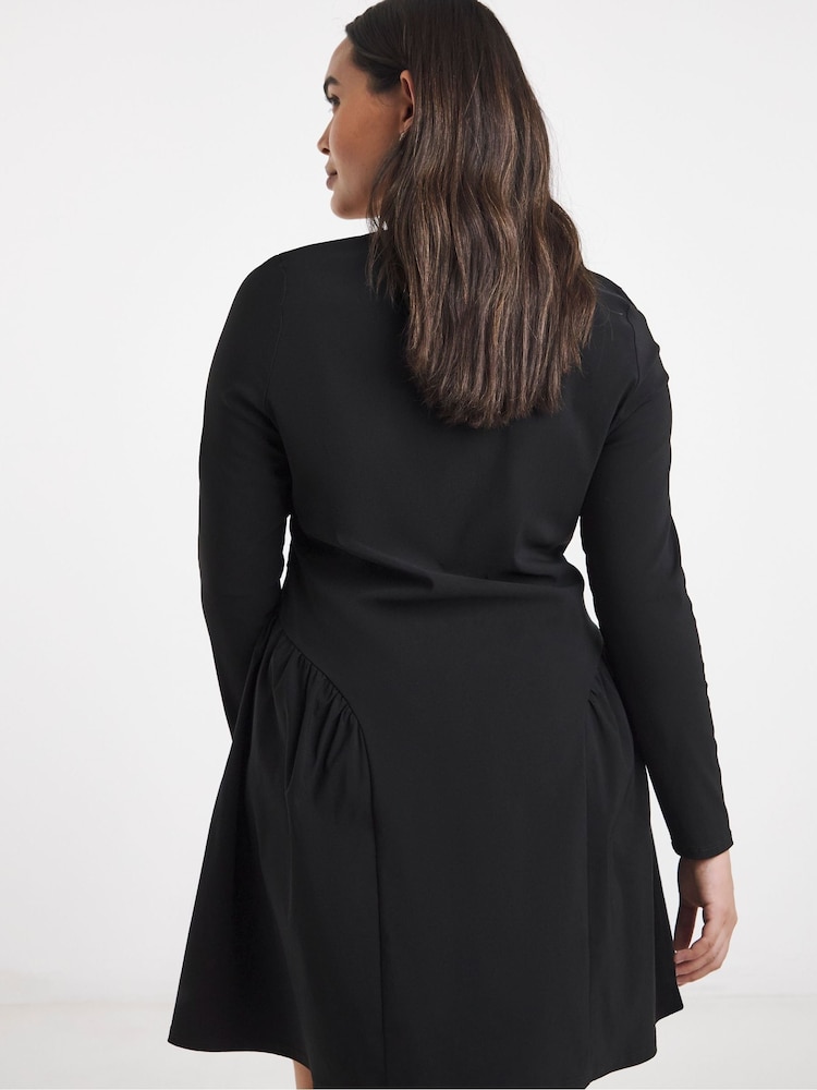 Simply Be Bengaline Waist Detail Skater Dress - صورة 2 من 4 Simply Be Bengaline Waist Detail Skater Dress - صورة 2 من 4