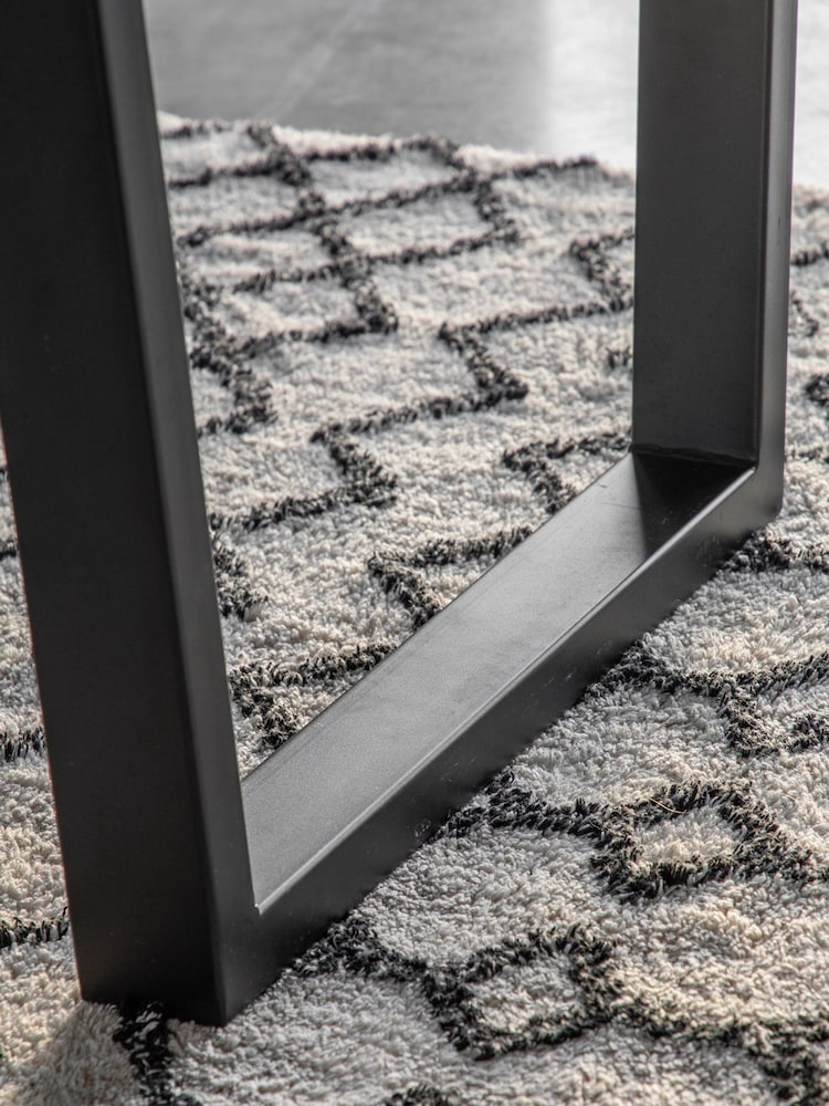 Gallery Home White Durham Effect Dining Table - Image 2 of 7