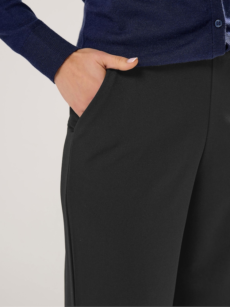 بنطلون برجل واسعة من Long Tall Sally - صورة 4 من 4 بنطلون برجل واسعة من Long Tall Sally - صورة 4 من 4