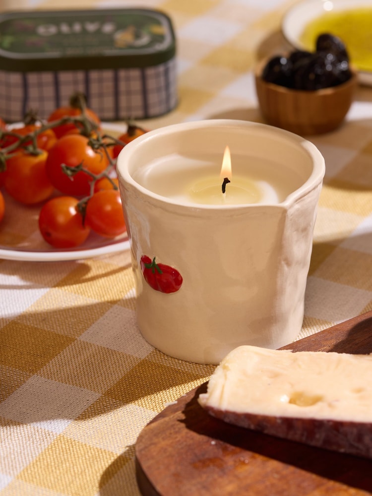 Paddywax Bistro 226g Tomato Embossed Ceramic Candle - Image 4 of 4