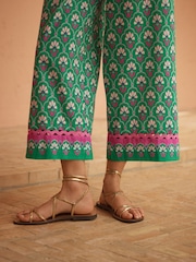 Love & Roses Green Print Crop Ric Rac Trim Trousers - Image 2 of 4