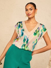 Love & Roses Champagne Smudged Animal Printed V-Neck Satin Front Jersey T-Shirt - Image 4 of 4