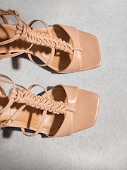 Kamel - N. Premium Plait Block Heel Sandaler - Bild 8 av 10