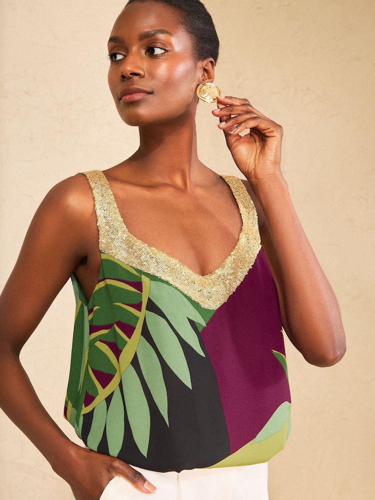 Love & Roses Green Petite Sequin V-Neck Printed Vest - Image 4 of 4