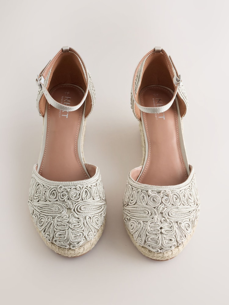 Bone Forever Comfort® Closed Toe Swirl Wedge - Image 2 of 5