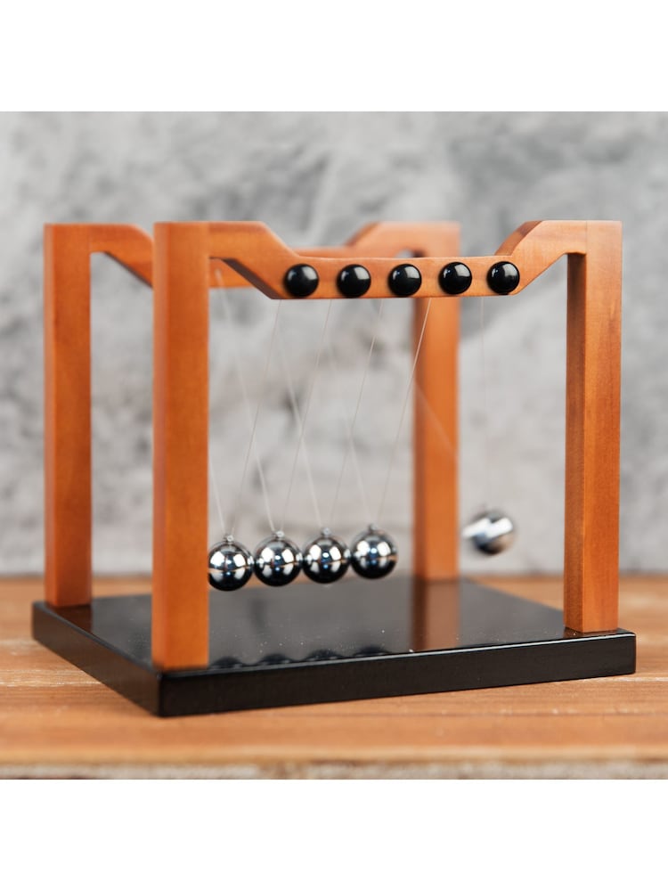 Widdop Brown Harvey Makin Collection Wooden Newton's Cradle 16 x 18cm - Image 1 of 4 Widdop Brown Harvey Makin Collection Wooden Newton's Cradle 16 x 18cm - Image 1 of 4