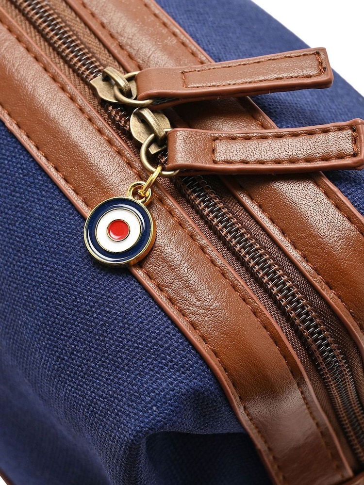 Widdop Blue RAF Canvas & Faux Leather Washbag - Image 4 of 4