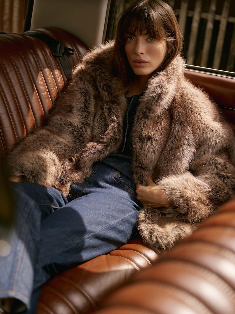 Mint Velvet Natural Faux Fur Cropped Jacket - Image 2 of 8 Mint Velvet Natural Faux Fur Cropped Jacket - Image 2 of 8