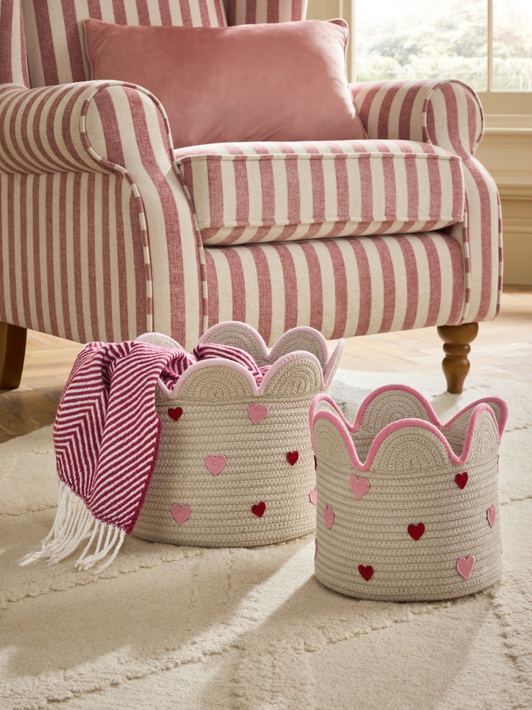 Set of 2 Embroidered Hearts Storage Baskets - Obrázek 1 z 4