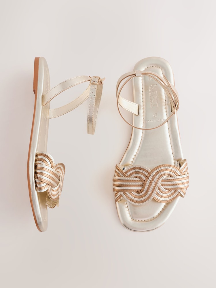 برّاق - صندل مسطح محبوك من ‪Forever Comfort®‬ - صورة 1 من 6