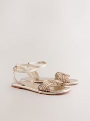 برّاق - صندل مسطح محبوك من ‪Forever Comfort®‬ - صورة 3 من 6