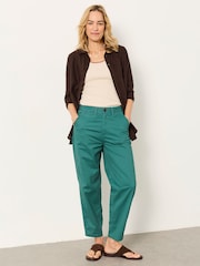 Žalsvai mėlyna - FatFace Tapered Chino Trouser - 2 paveikslėlis iš 6