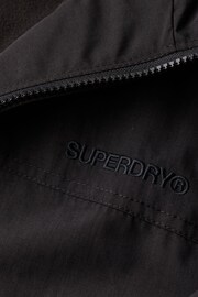 Superdry Surplus Bomberjacke aus Nylon mit Kapuze - Bild 7 von 7