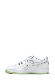 Nike White/Lime Air Force 1 Youth Trainers - Image 2 of 11
