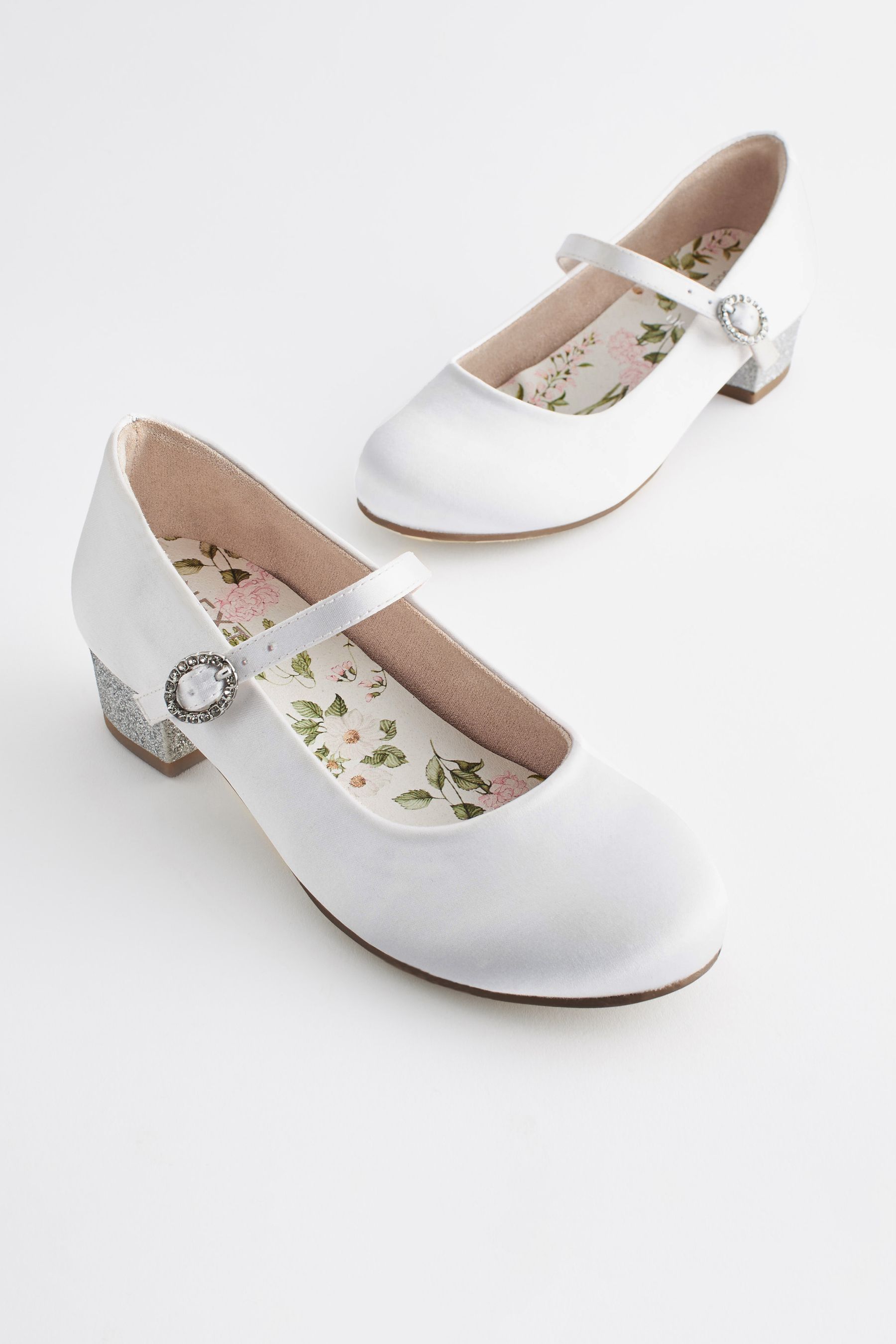 Stain proof white shoes online