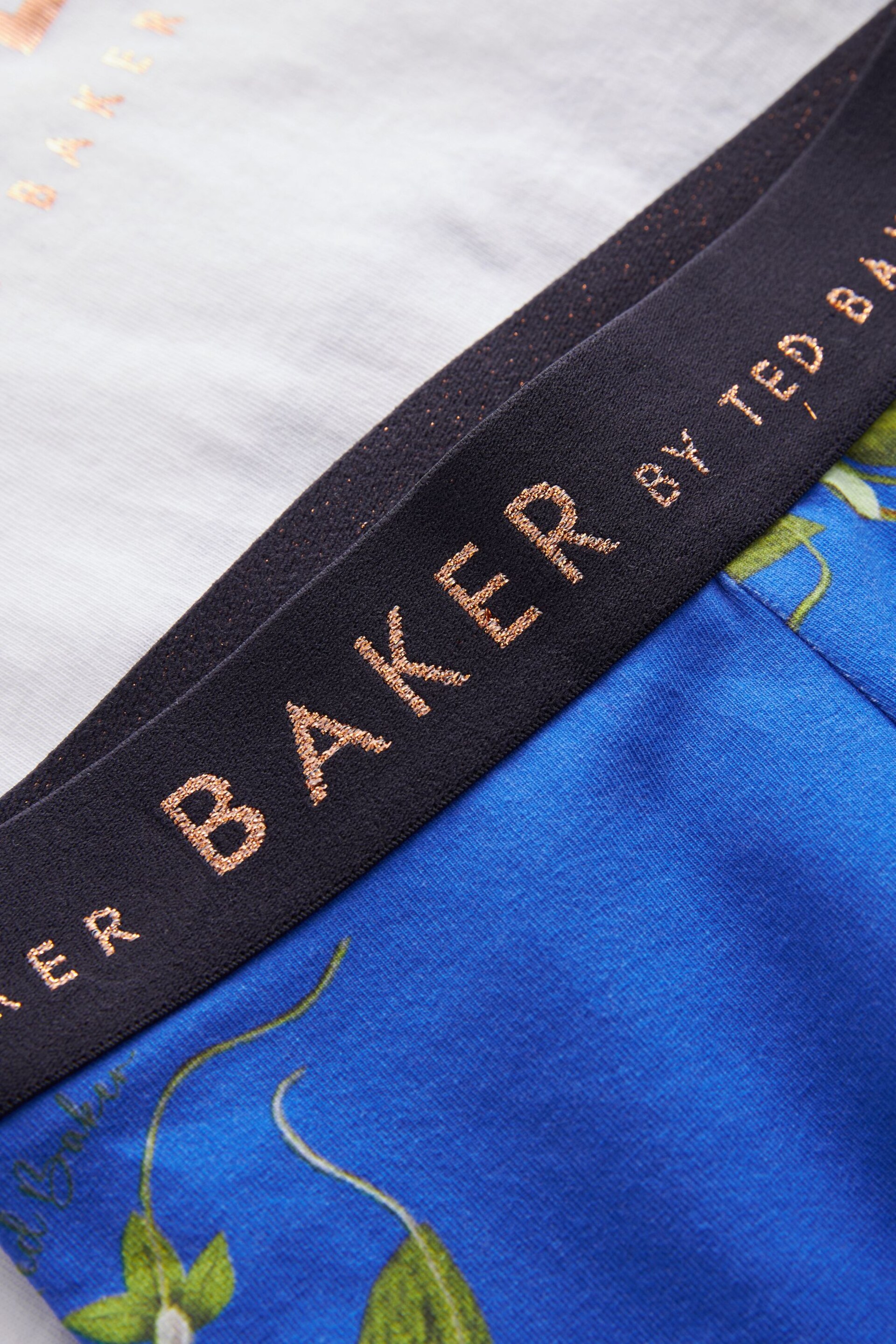 Baker by Ted Baker Pleated T-Shirt And Leggings Set - Image 12 of 13